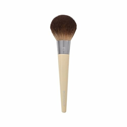 Soft makeup brush with wooden handle