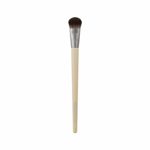 Eco-friendly makeup brush with wooden handle