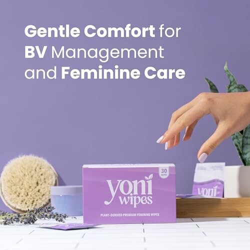 Yoni wipes for feminine care with box and hand